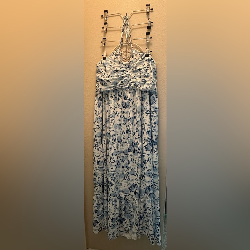 Azazie Maxi Dress - Picture 6 of 6